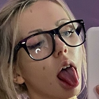BlondWidow Nackt