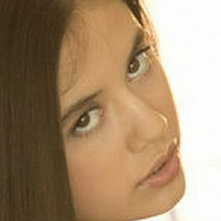 Brunette Lucy Nackt