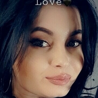 bustyema_official Nackt