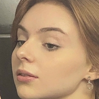 Caitlin Nackt