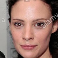 Camille De Pazzis Nackt