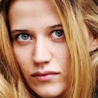 Camille Dombrowsky Nackt