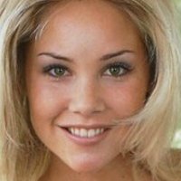 Candice Hillebrand Nackt