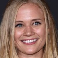 Carly Schroeder Nackt