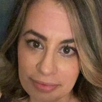 Cecilia Nackt