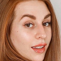 Charlotte Dobre Nackt