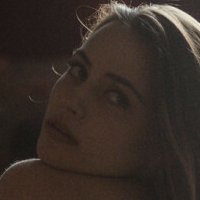 Charlotte Mckee Nackt