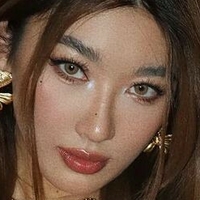 Cher Lee Nackt