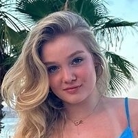 Chiara Tews Nackt