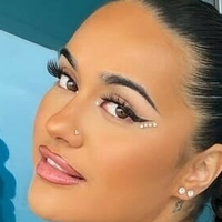 China Efrosinia Nackt