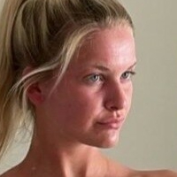 Chloe Burns Nackt