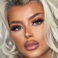 Chloe Inskip Nackt