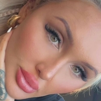 Chloe Louise Harm Nackt