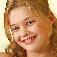 Christine Young Nackt