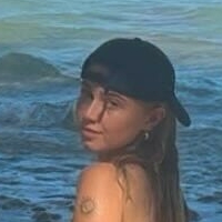 Claire Rosinkranz Nackt