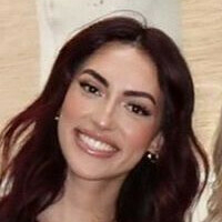 Clara Gomez Nackt