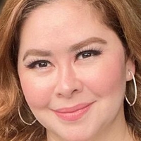 Connie Sison Nackt