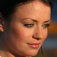 Corynne Heads Nackt