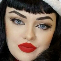 curvygothgf Nackt