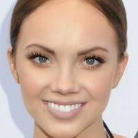 Danielle Bradbery Nackt