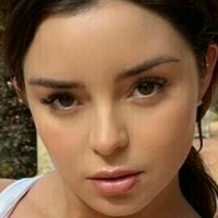 demirose Nackt