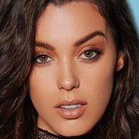 Denise Schaefer Nackt