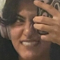Denna Hadipour Nackt