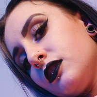 DivinelyHer Nackt
