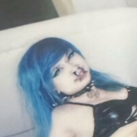 Doll.rot Nackt