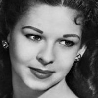Dolly Sharp Nackt