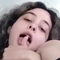 Dreianova Nackt