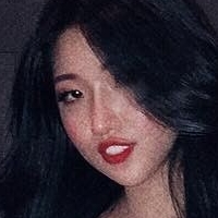Duyenn Hipp Nackt
