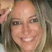 Elena Mici Nackt