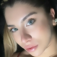 Elif Karaarslan Nackt