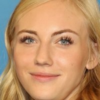 Elisa Schlott Nackt