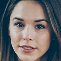 Elise Gatien Nackt