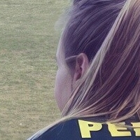 Elise Perry Nackt