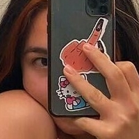 Eliza Chau Nackt