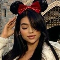 elizabeth-flores Nackt