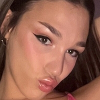 Elldesirable Nackt