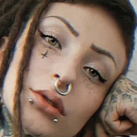 Elli Dings Nackt