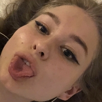 elllleeee Nackt