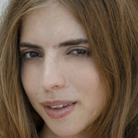 Emelie Crystal Nackt