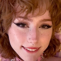 Emi ASMR Nackt