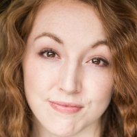 Emilia Graves Nackt