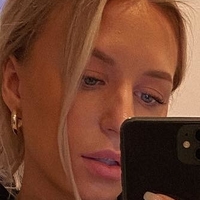 Emilia Hult Nackt