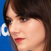 Emilia Jones Nackt
