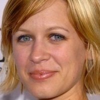 Emily Brooke Hands Nackt