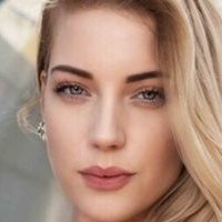 Emily Crighton Nackt