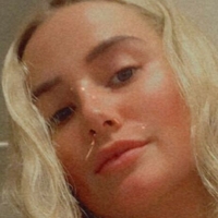 Emily Kerns Nackt